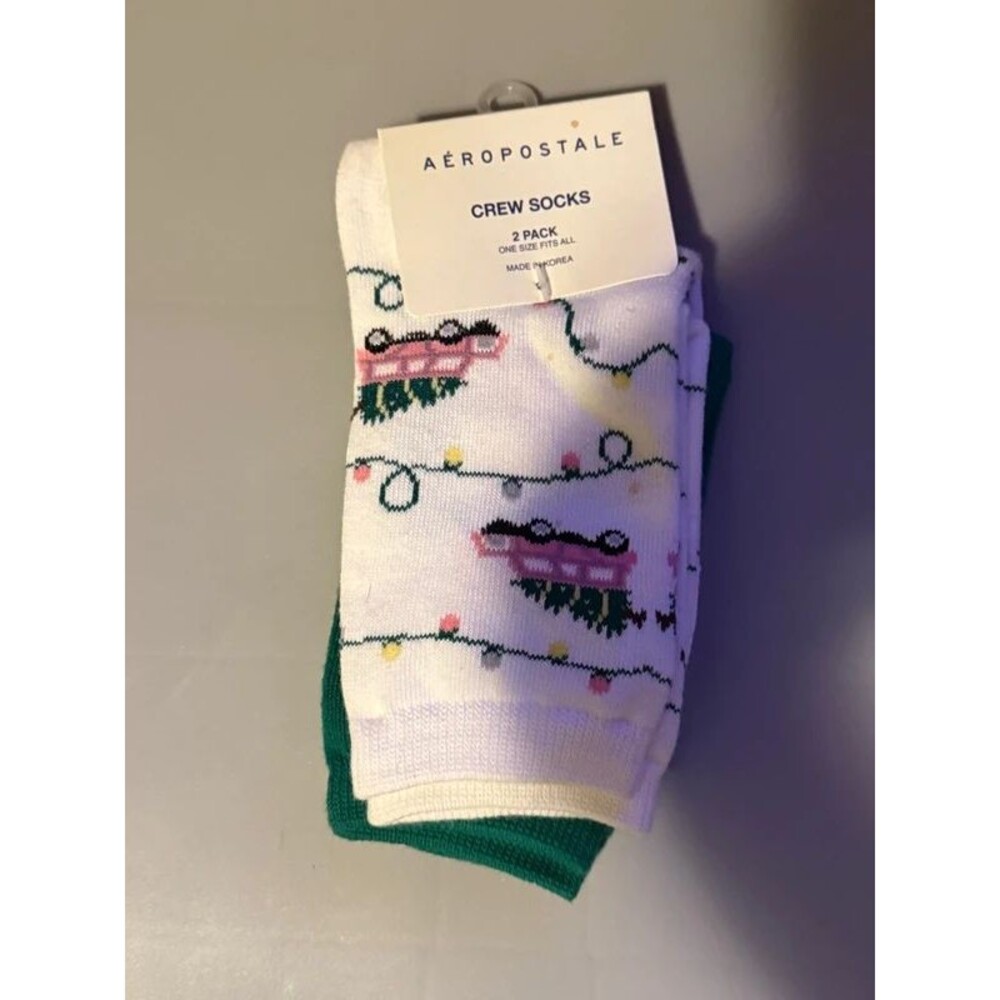 Aeropostale Women’s Camping Christmas Crew Socks